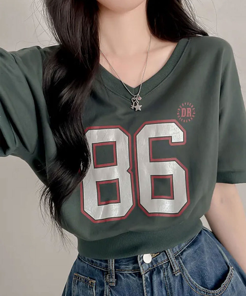 

Футболка укороченная с V-образным вырезом и короткими рукавами VIVID LADY, цвет хаки