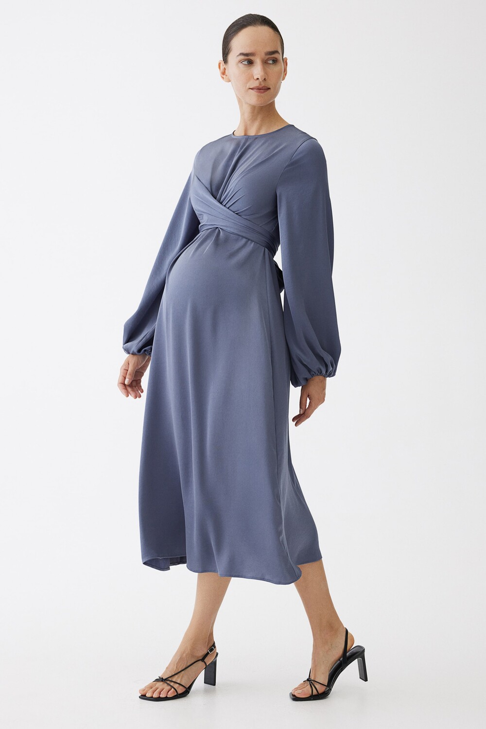 

Атласное платье Mama с объемными рукавами H&M, синий