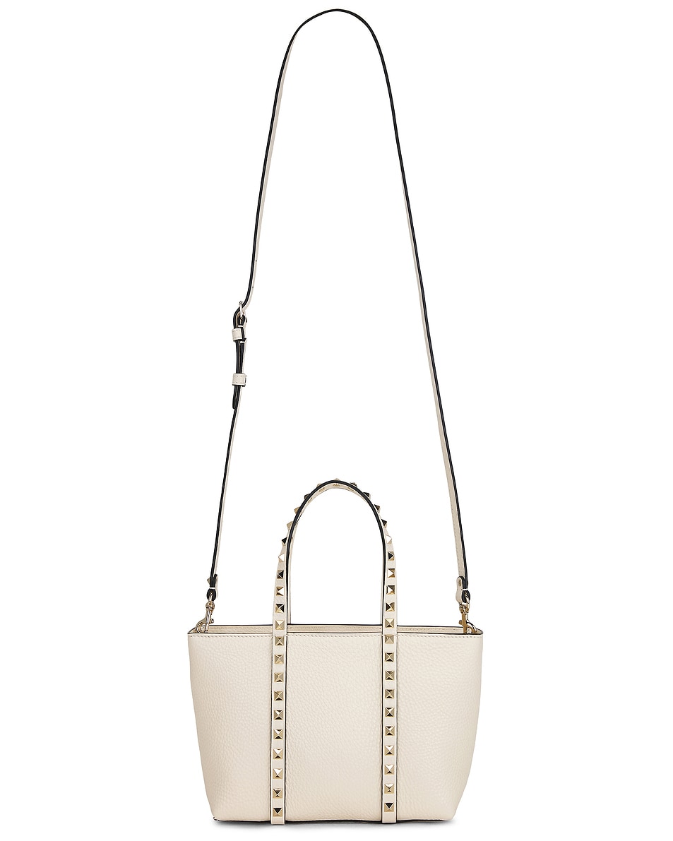 

Мини-сумка Rockstud Valentino Garavani, Light Ivory