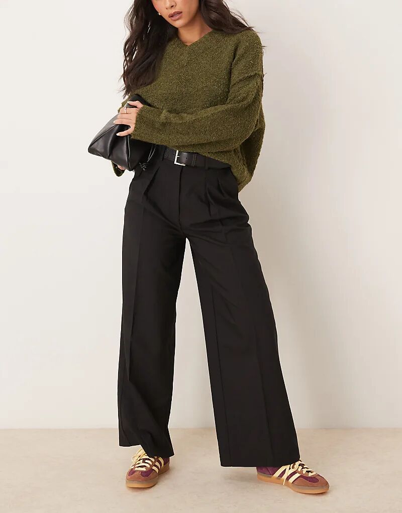 

Свободные брюки с поясом черного цвета ASOS DESIGN
