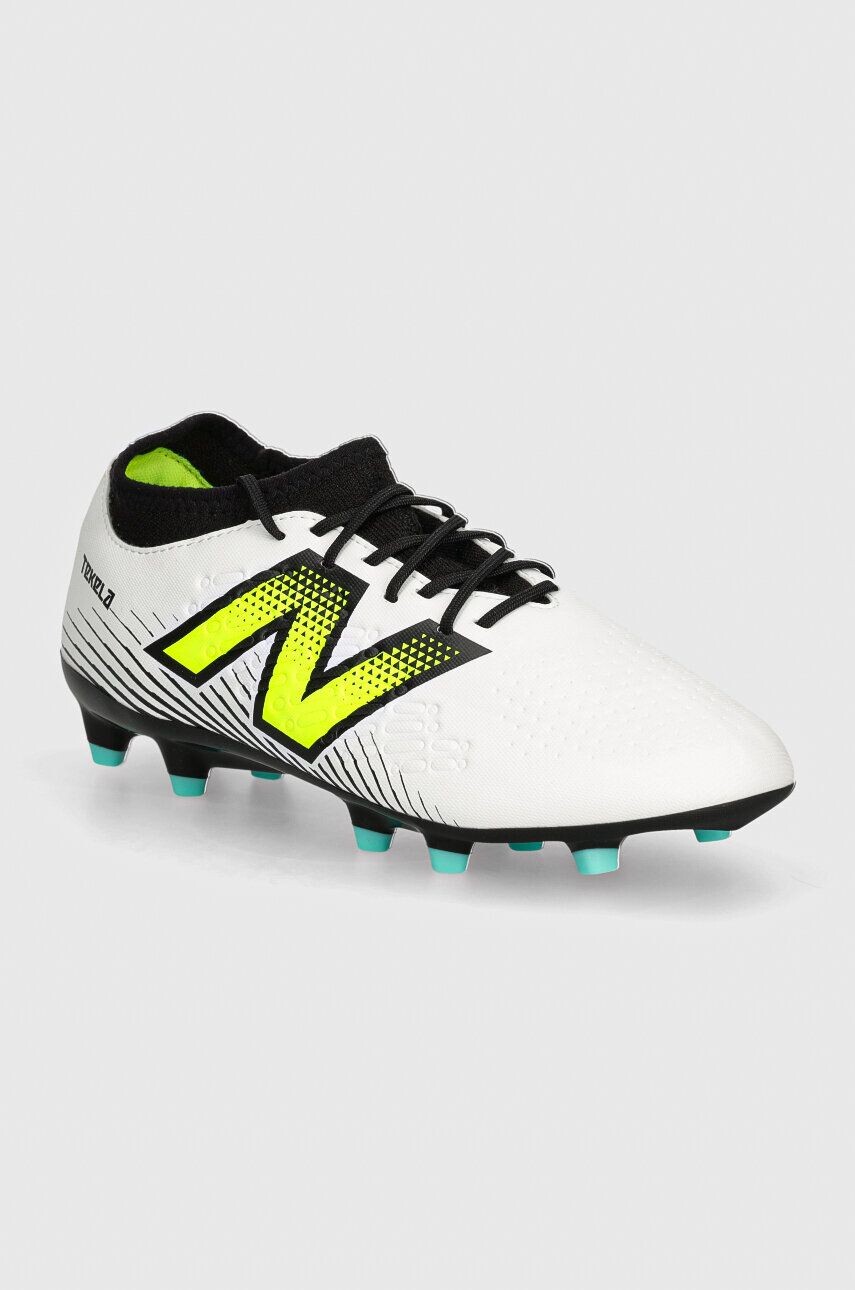 

Футбольные бутсы New Balance из корки Tekela V4 Magique FG, белый