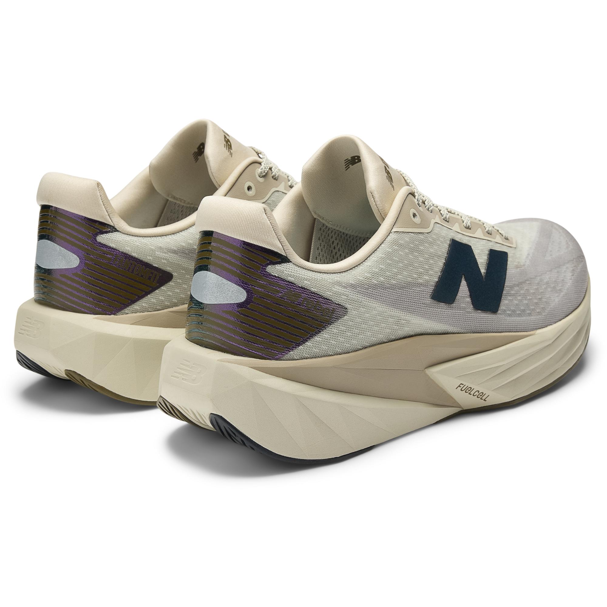 Мужские беговые кроссовки FuelCell Rebel v5 New Balance, Shipyard/Arid Stone/Silver Metallic — фото 4