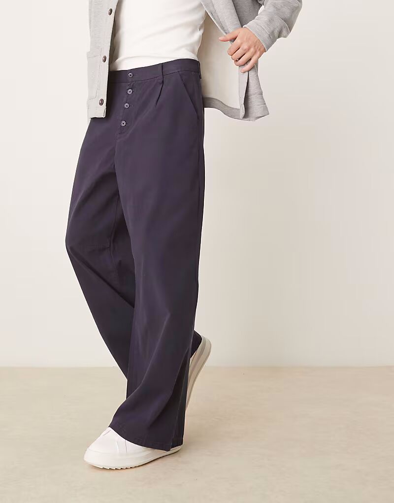 

Брюки из твила с подковообразным кроем и складками ASOS DESIGN темно-синего цвета