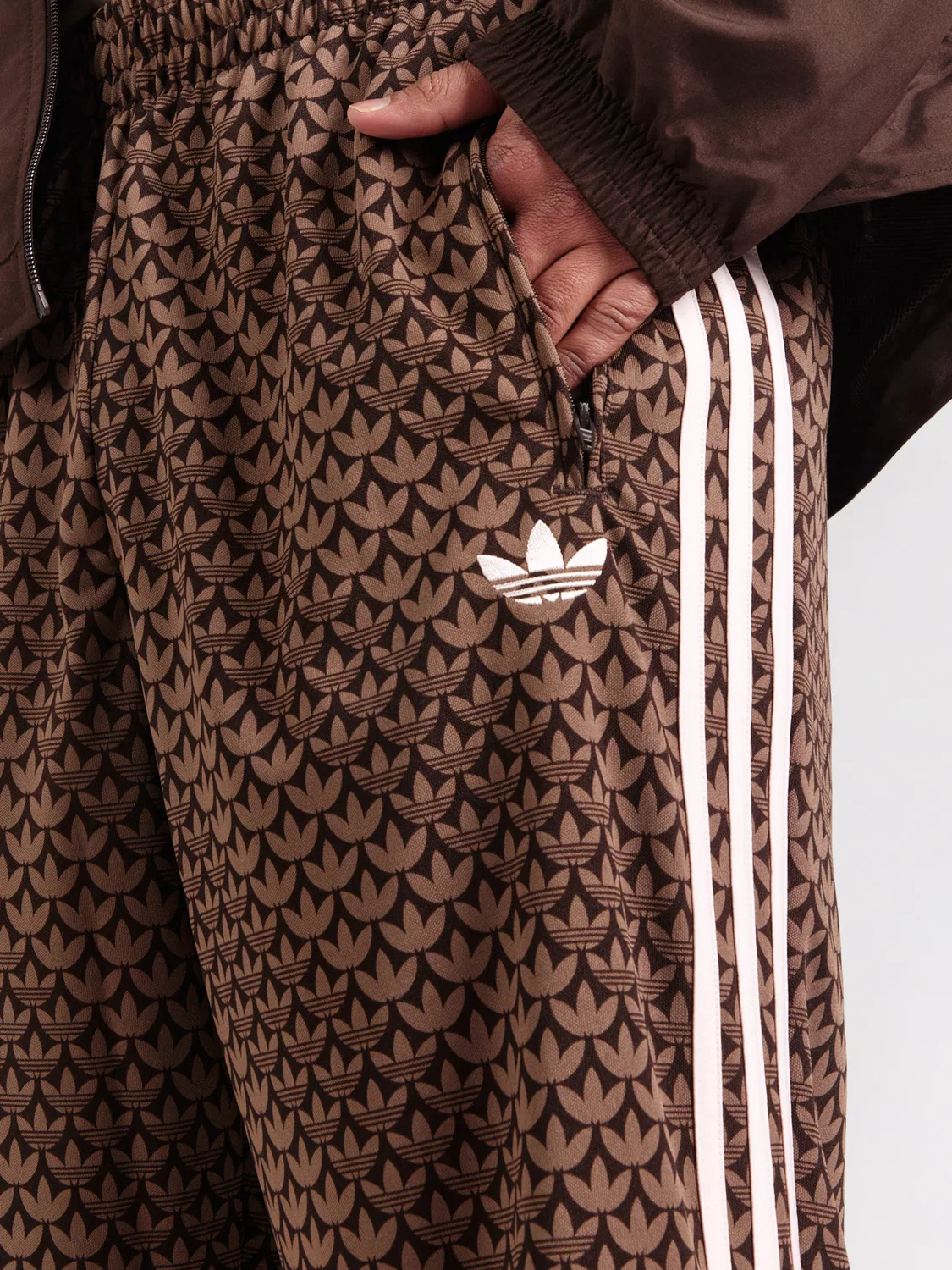 Брюки Adidas Originals свободного кроя Firebird коричневого цвета — фото 2