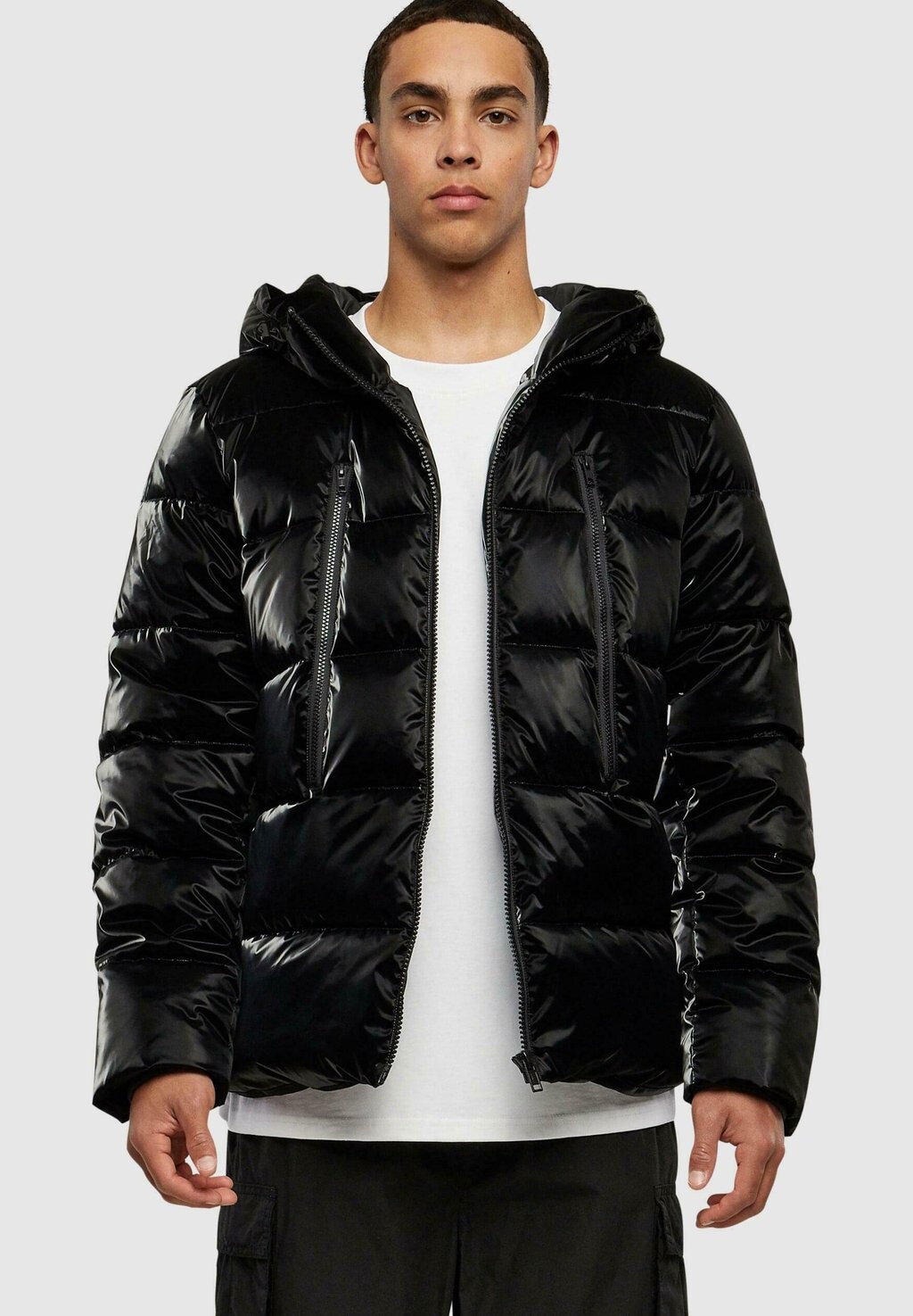 

Зимняя куртка SHARK SKIN PUFFER Urban Classics, черный