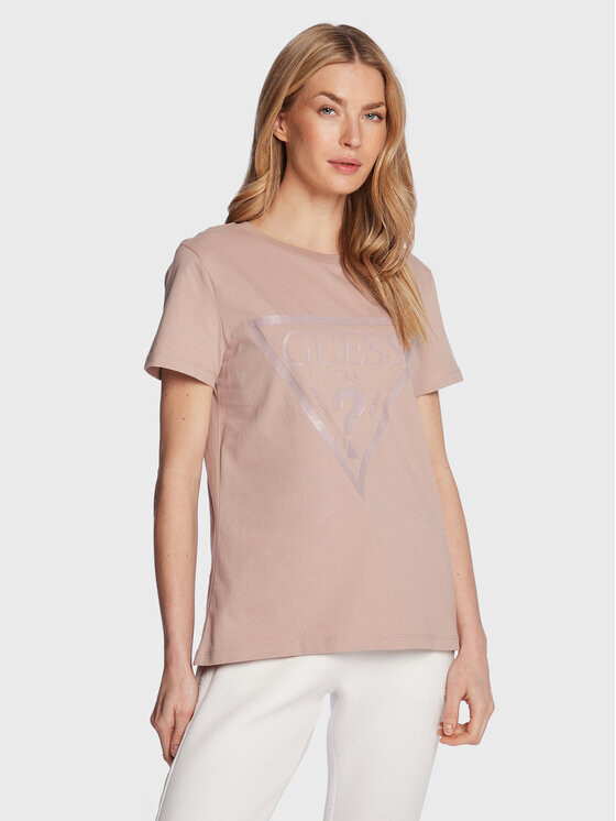 

Футболка стандартного кроя Guess, розовый