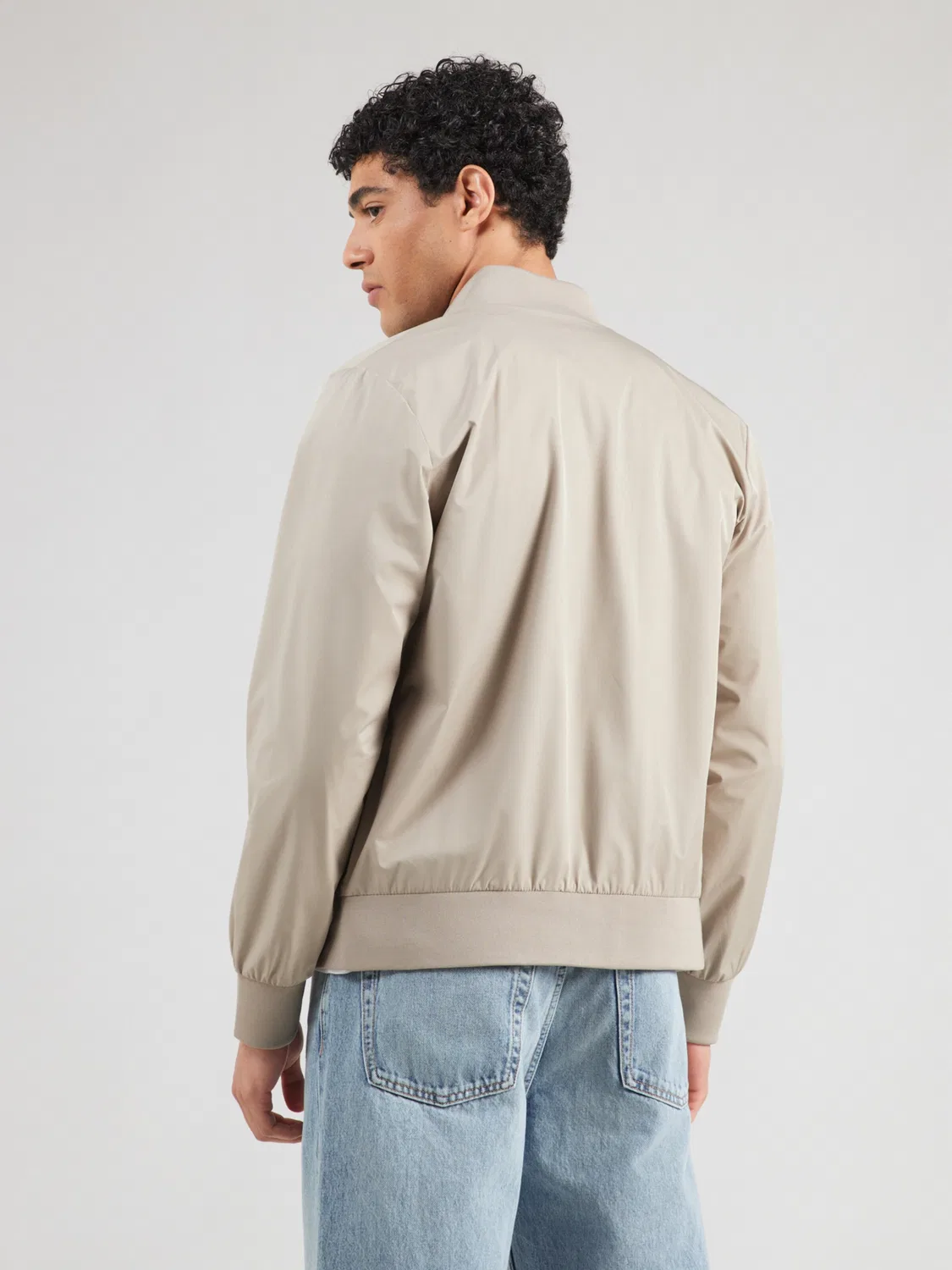 Куртка Calvin Klein Between-Season Jacket MATTE коричневого цвета — фото 4