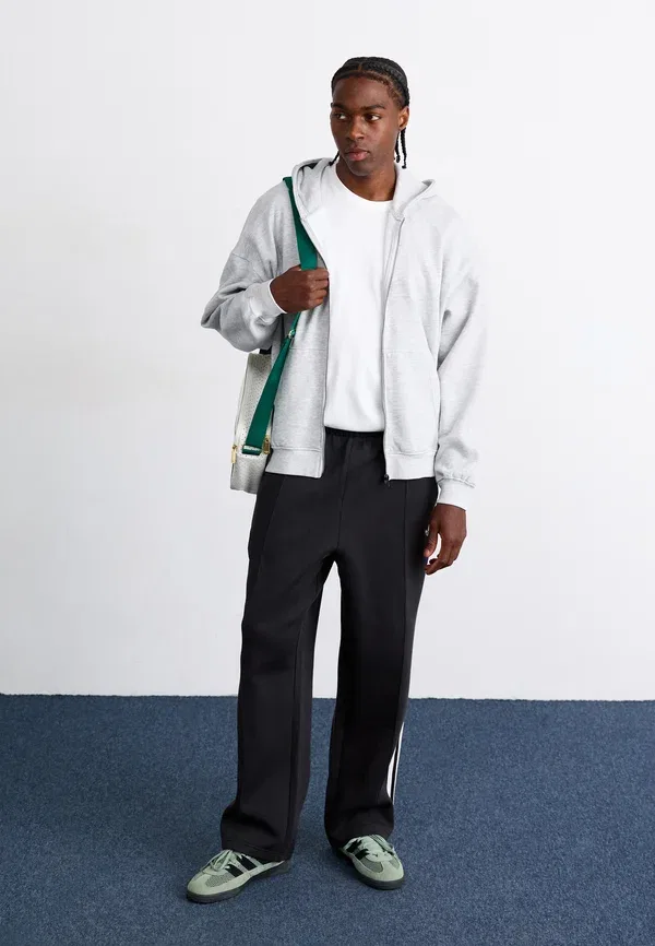 Спортивные штаны Adidas Originals Spacer Drill, черный — фото 2