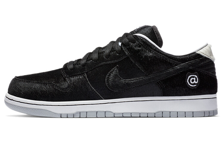 

Medicom Toy x Nike SB Dunk Low (2020), Серый, Medicom Toy x Nike SB Dunk Low (2020)