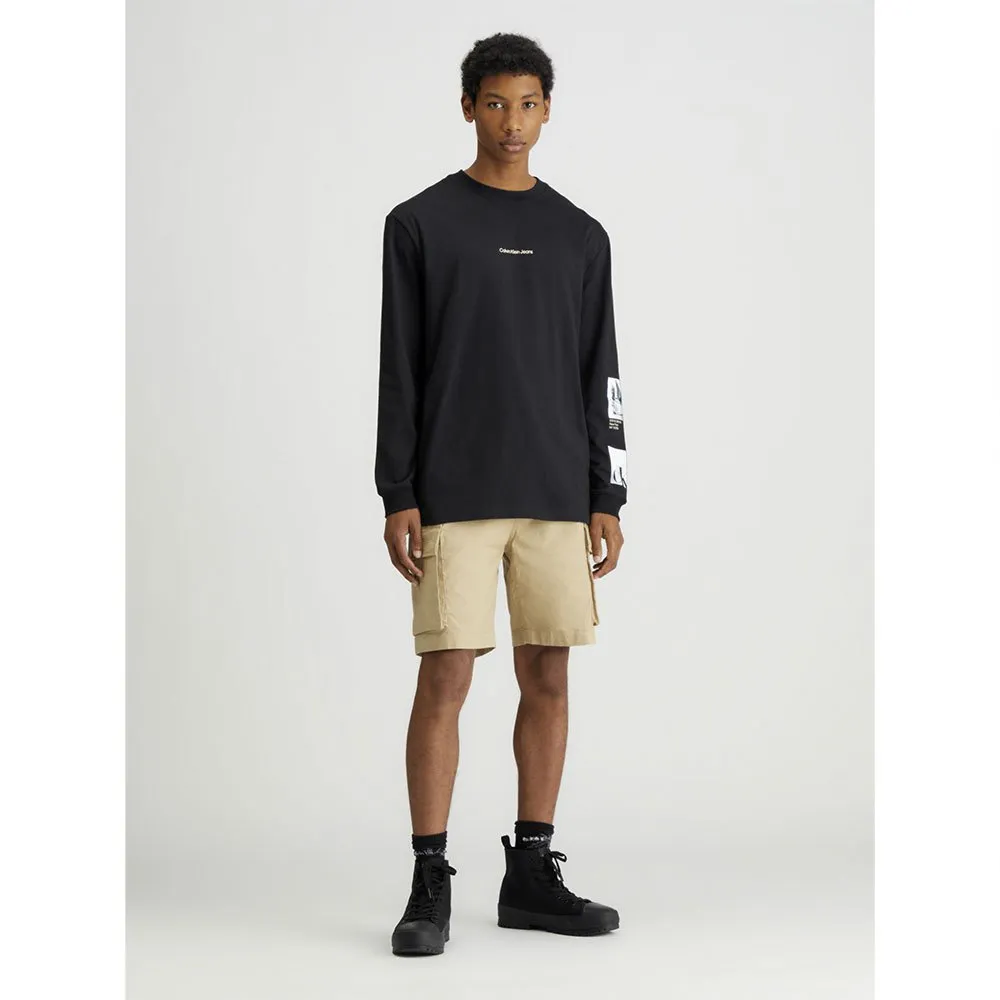 

Шорты Calvin Klein Jeans J30J326823 cargo, черный