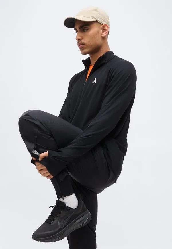 Спортивные штаны Nike Acg, Black/Summit White — фото 4