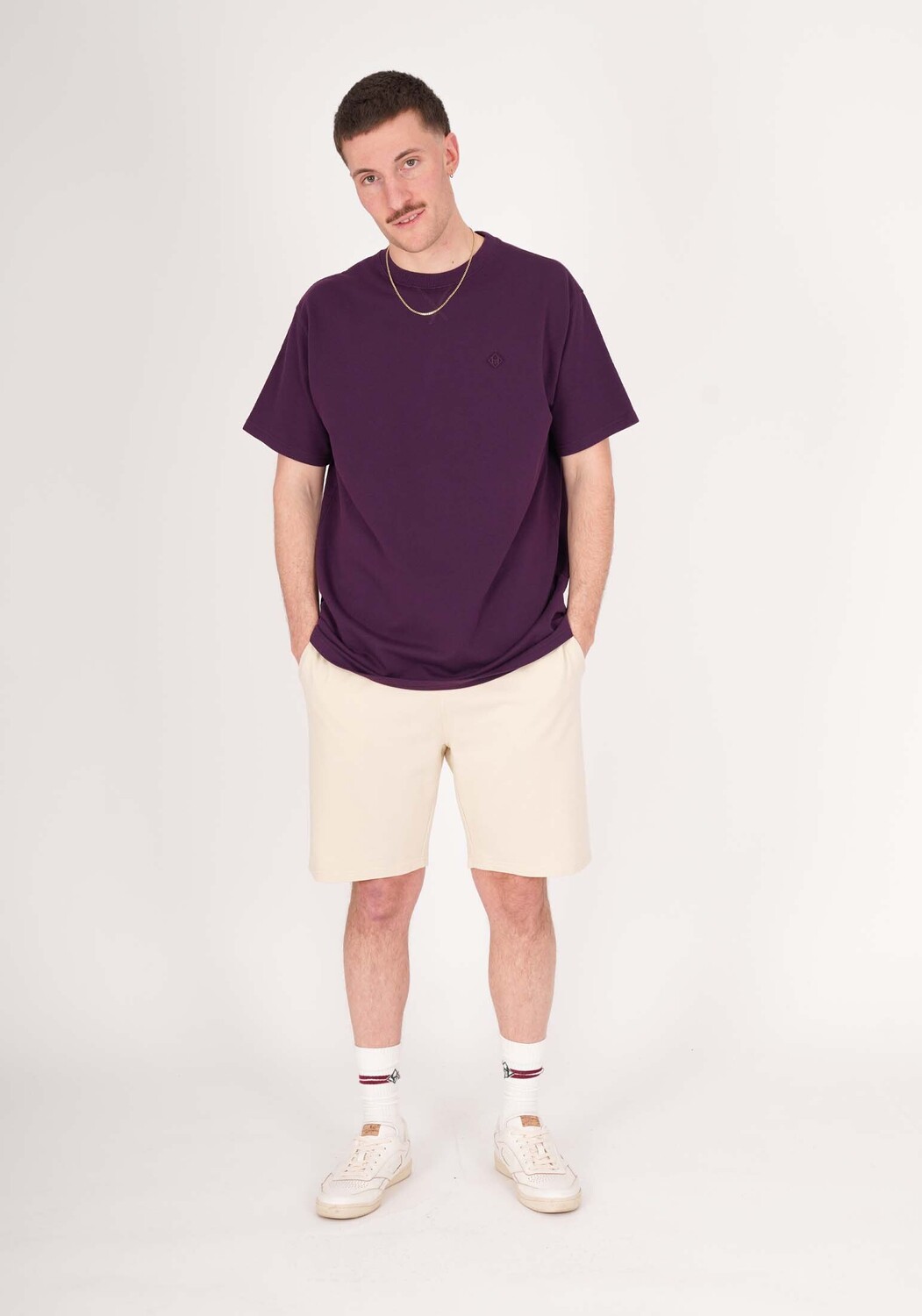 Футболка HONESTY RULES s Oversize French Terry, цвет dark purple — фото 2