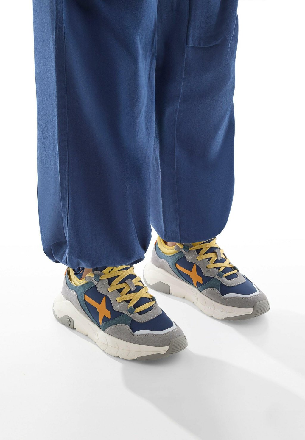

Кроссовки NEXT-M DEPORTIVAS W6YZ, серый