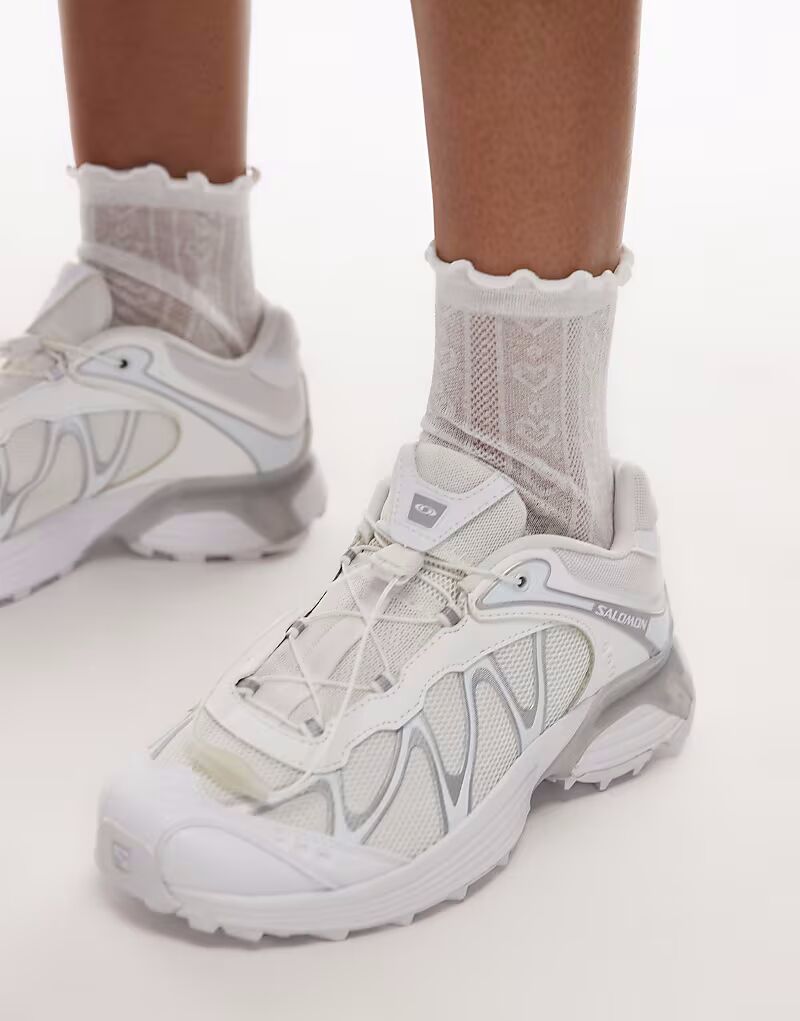 Кроссовки Salomon XT-Whisper белого и серебристого цветов — фото 3