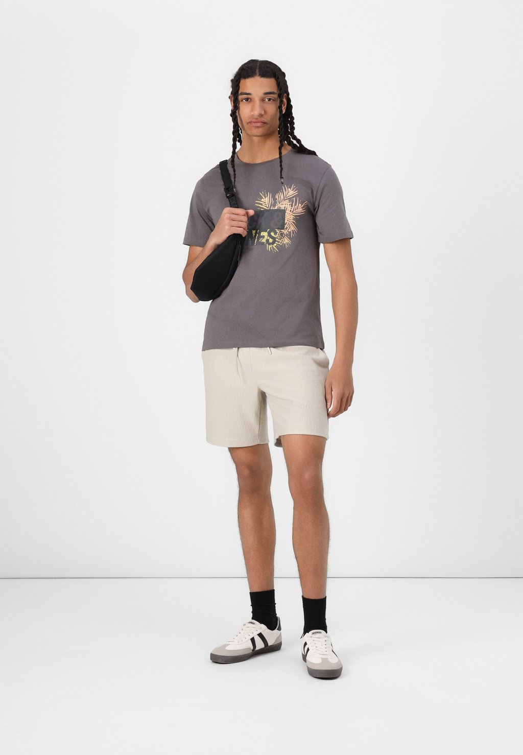 

Футболка с принтом JJJAXON 5 PACK Jack & Jones, бежевый