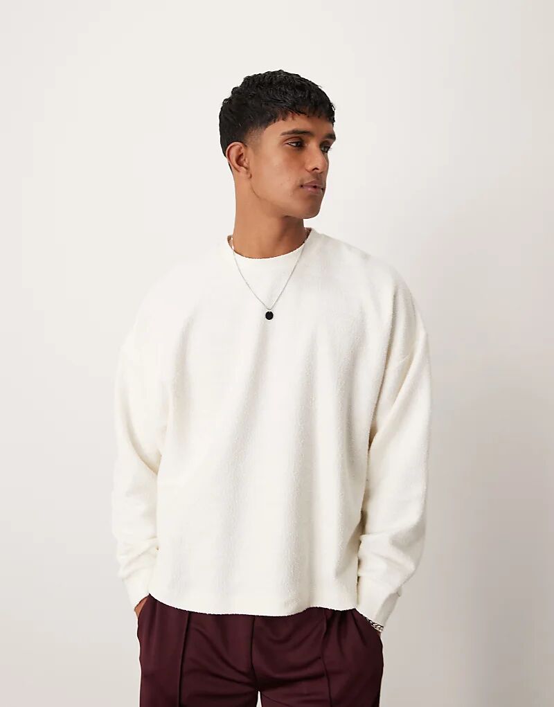 

Футболка ASOS DESIGN большого размера с длинными рукавами в кремово-белом цвете с широкими рукавами