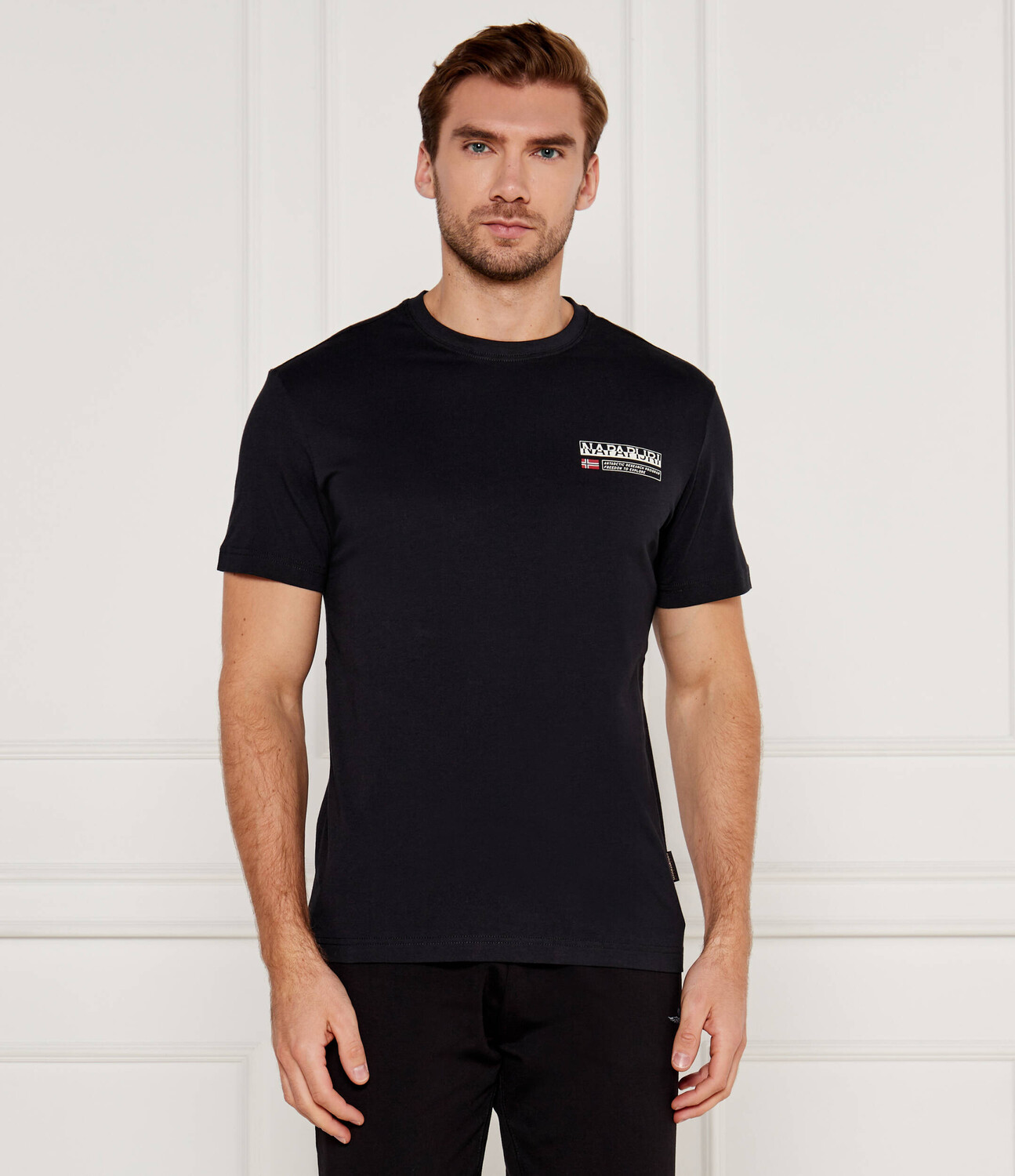 

Футболка Napapijri Kasba Regular Fit, черный
