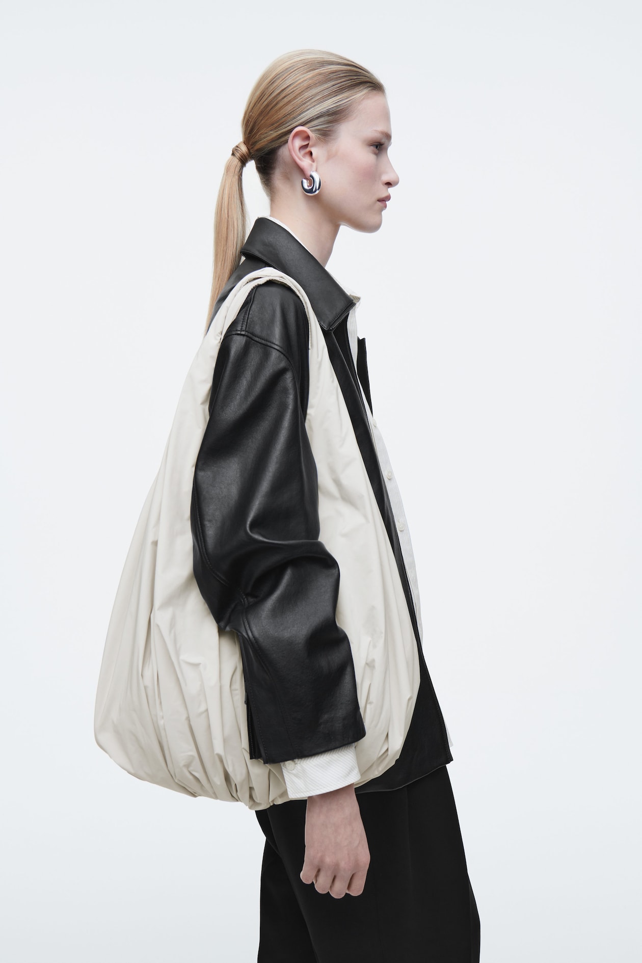 

Сумка cloud tote COS, цвет Kredowy, Красный, Сумка cloud tote COS, цвет Kredowy