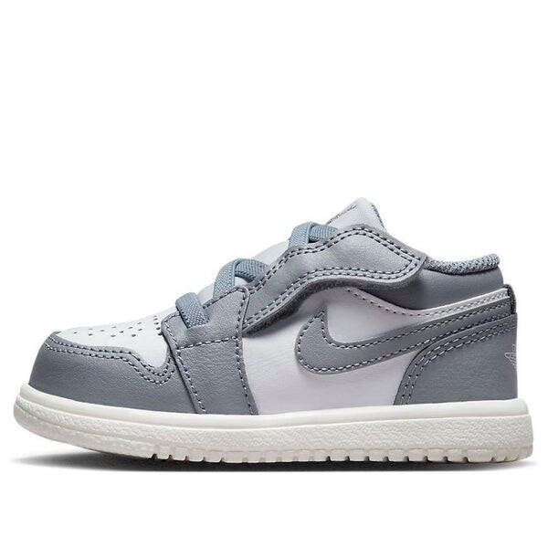 

Кроссовки 1 низкие alt Air Jordan, серый