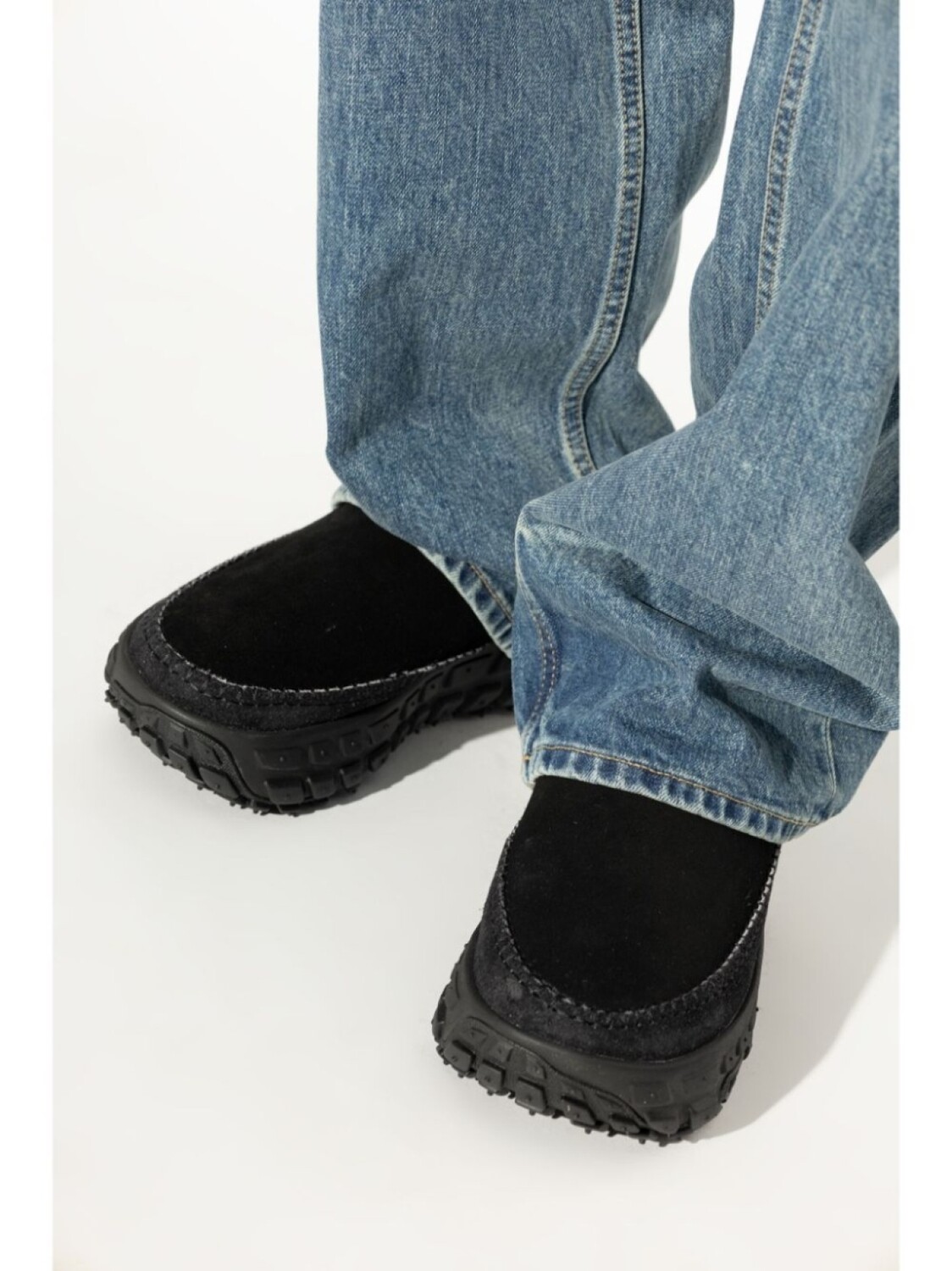UGG замшевые тапочки Venture Daze, черный