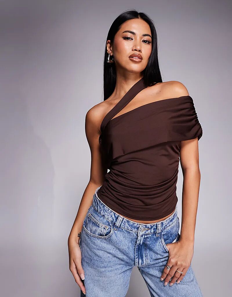 

Асимметричный топ с открытыми плечами ASOS DESIGN коричневого цвета