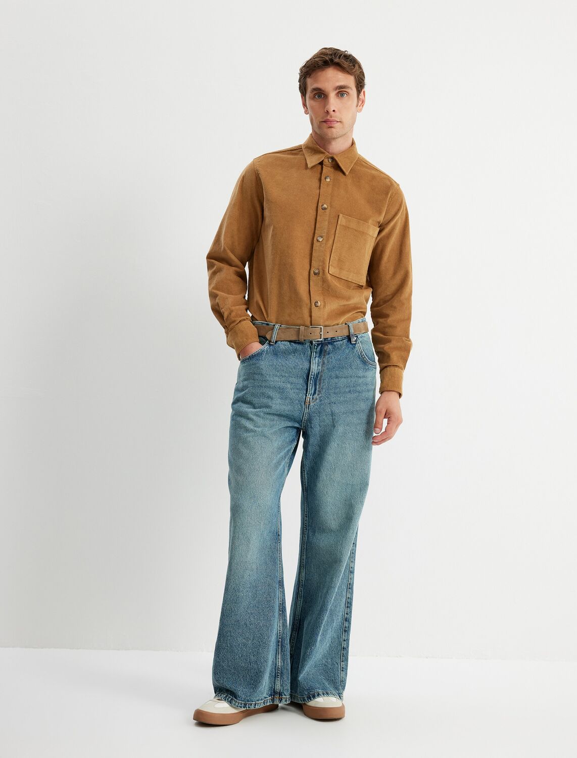 

Koton Рубашка на пуговицах Regular fit в коричневом цвете