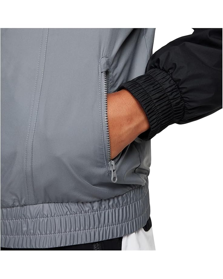 Куртка Nike Kids Sportswear Windrunner Hooded Repel Jacket, цвет White/Smoke Grey/Black — фото 4
