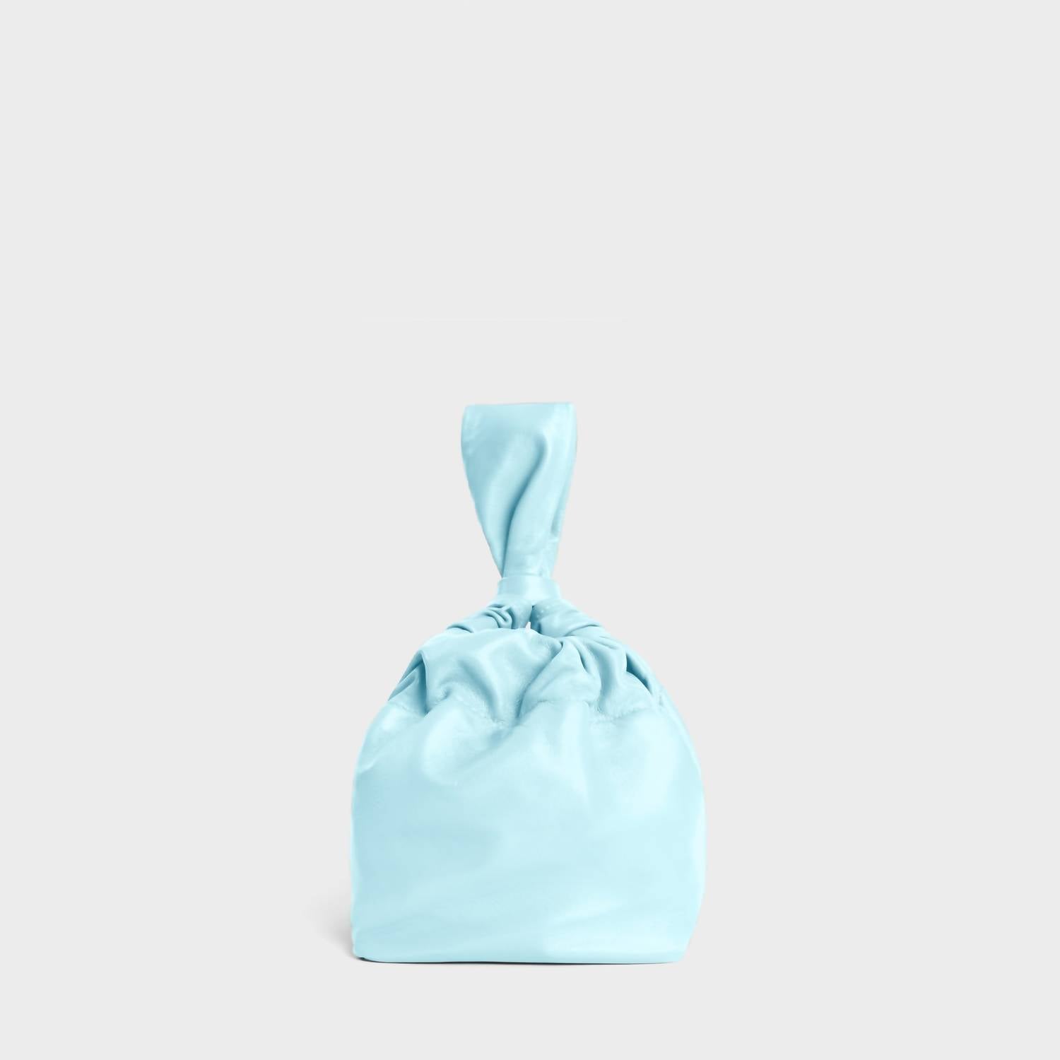 

Женская кожаная сумка-браслет Mariposa светло-голубого цвета Lemiz