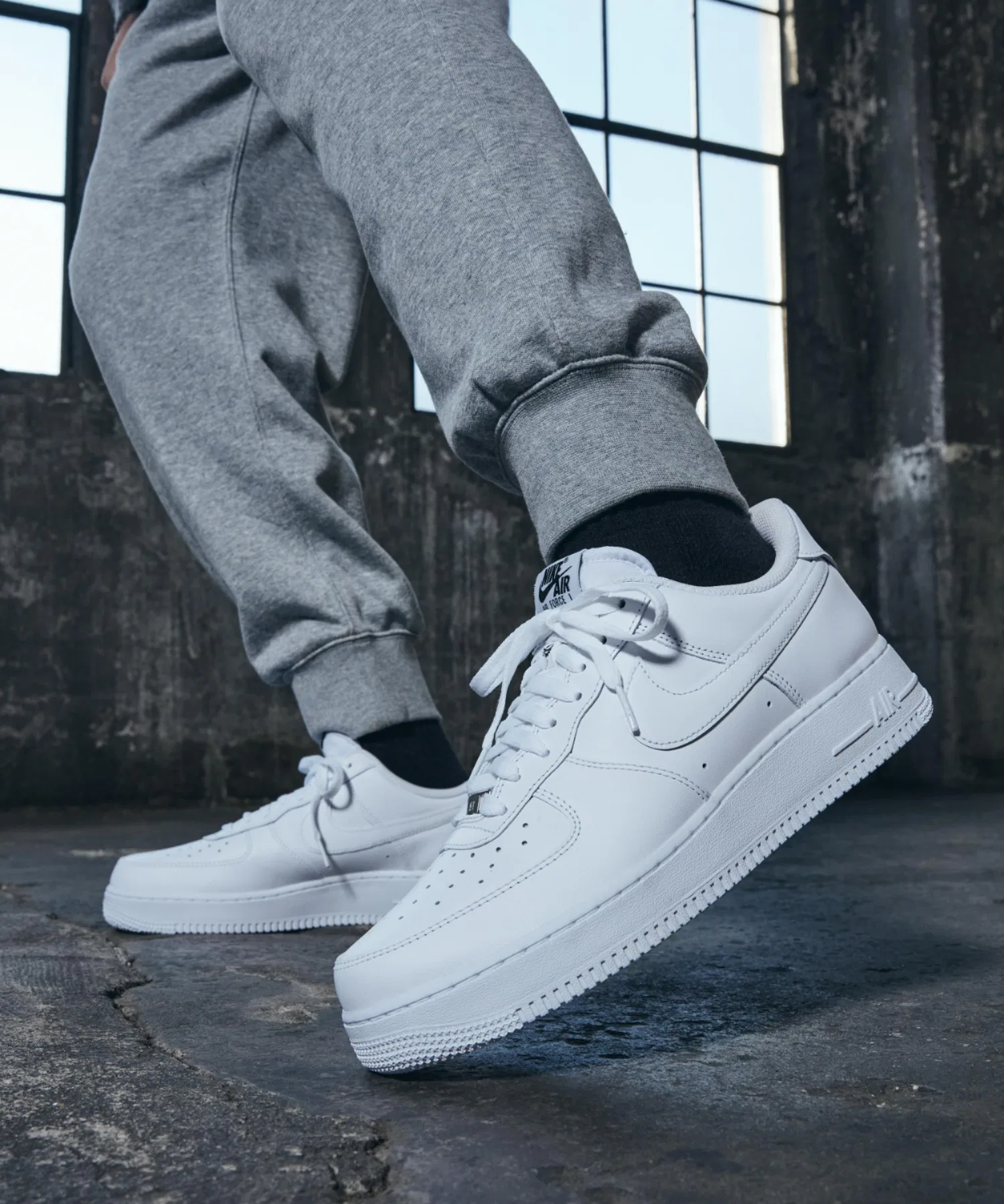Унисекс кроссовки Nike Air Force 1 '07 EasyOn белые