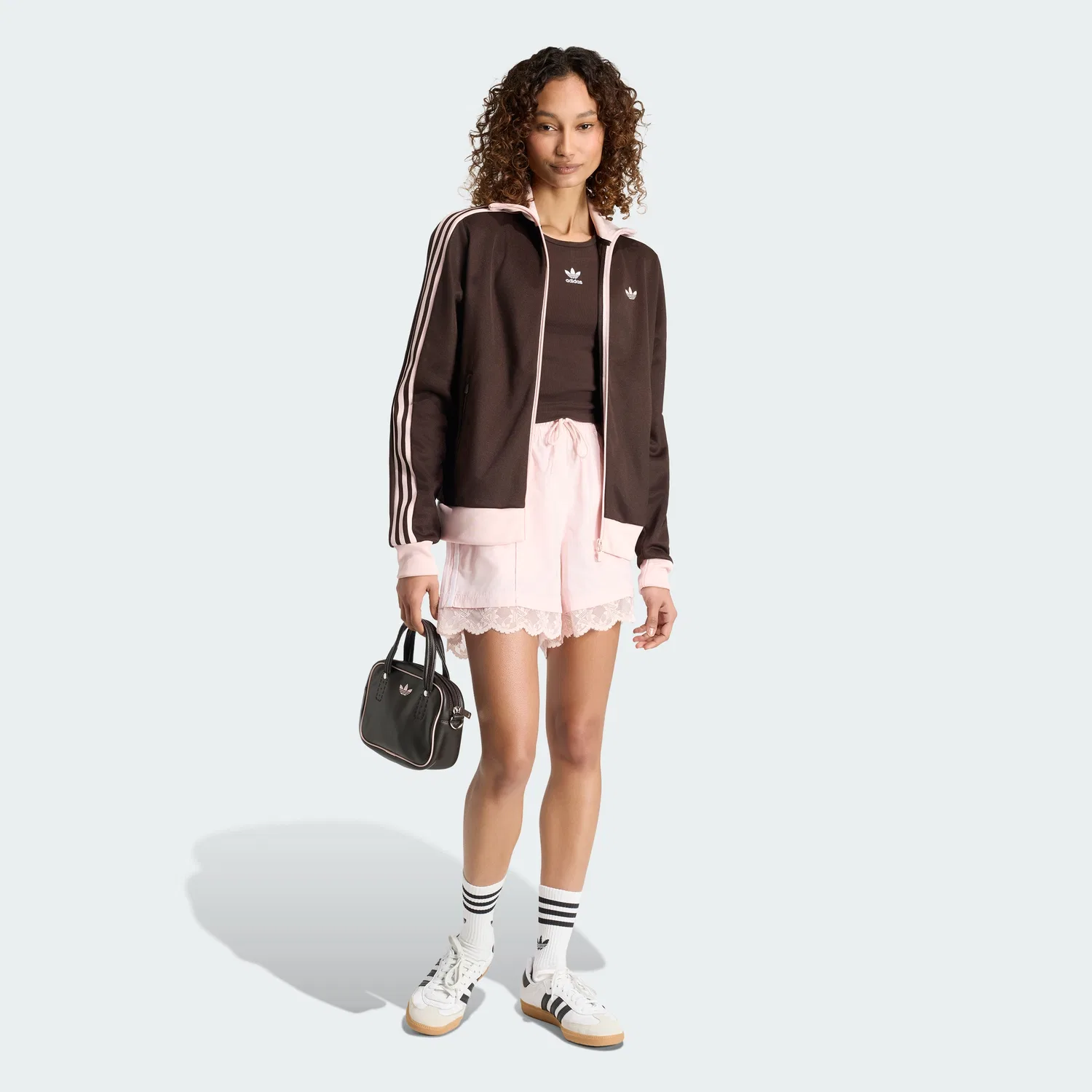 Женские шорты с 3 полосками и кружевной отделкой Sandy Pink от Adidas — фото 3