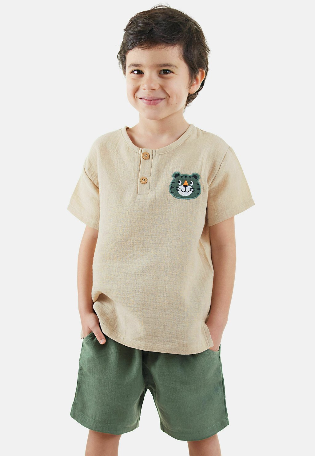 

Футболка с принтом TIGER SET Denokids, бежевый