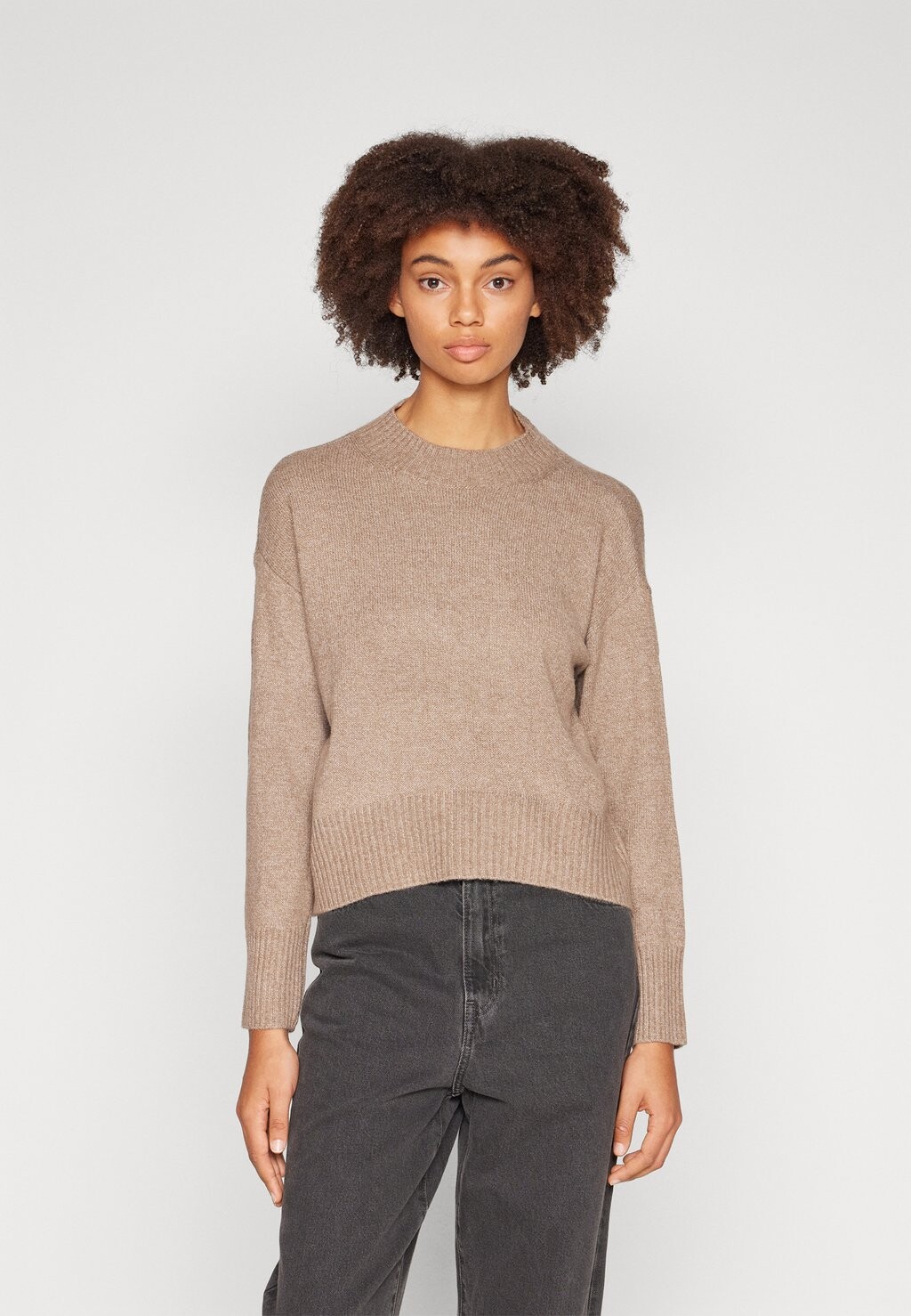 

Свитшот JDY JDY BRAVE LIFE O'NECK CURVED PULL, цвет caribou