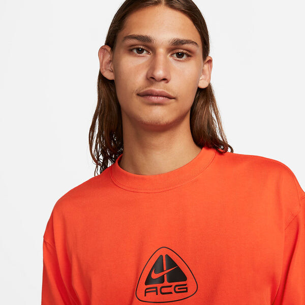 Футболка Nike ACG Long Sleeve Lungs T-Shirt 'Picante Red', красный — фото 3