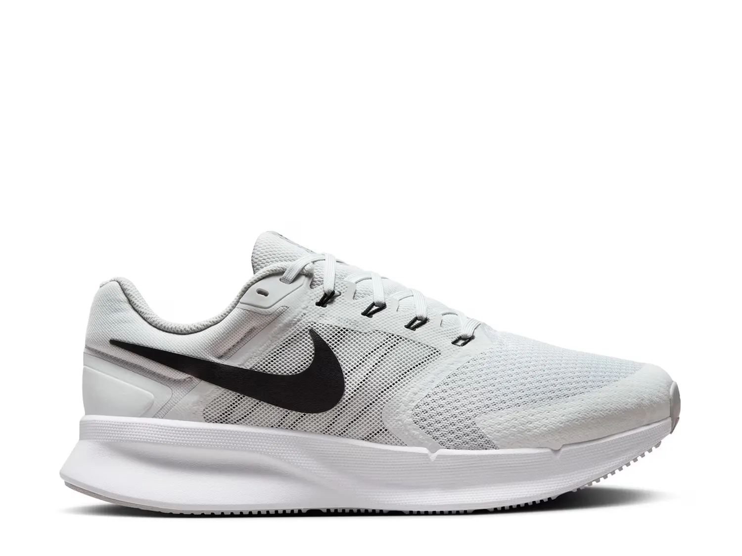 

Кроссовки Run Swift 3 Running Shoe Nike, белый/черный