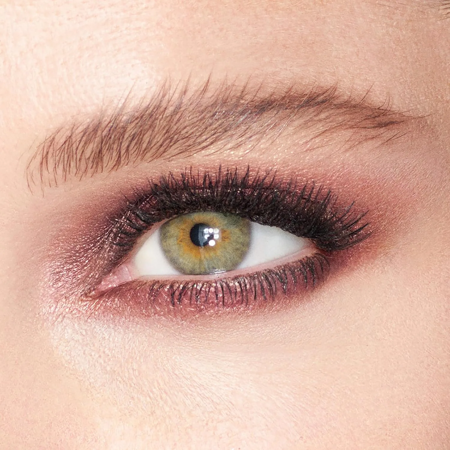 Кремовые тени для век Charlotte Tilbury Eyes to Mesmerize - стойкие монотени - формула с добавлением воды и металлическим блеском, а также витамина Е для устойчивости к скатыванию в складках века., Chocolate Bronze — фото 3