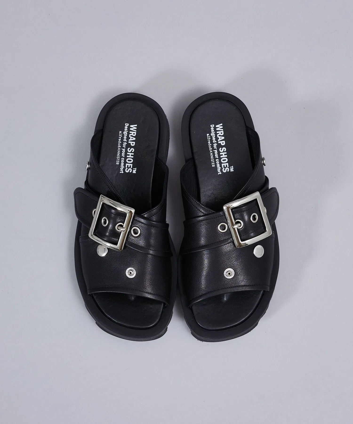 Мужские сандалии alfredoBANNISTER WRAP SHOESライダース バックル ボリュームソール スライドサンダル — фото 4