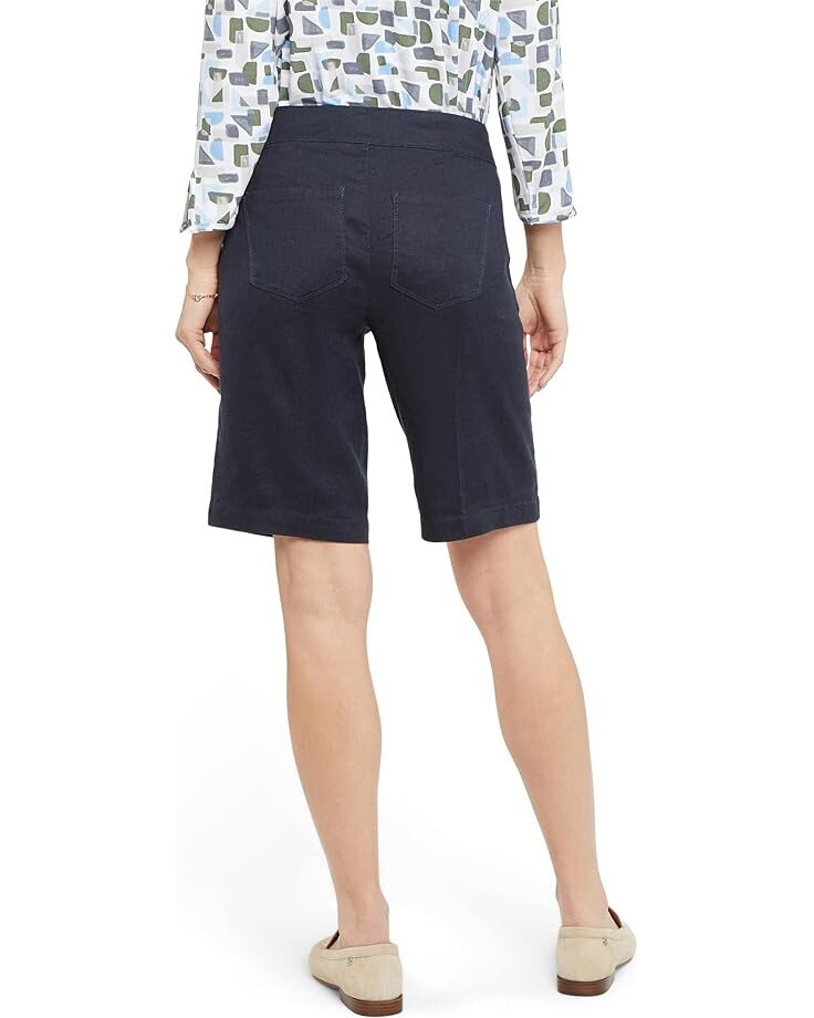 

Шорты NYDJ Modern Bermuda Shorts in Stretch Linen Twill, цвет Oxford Navy