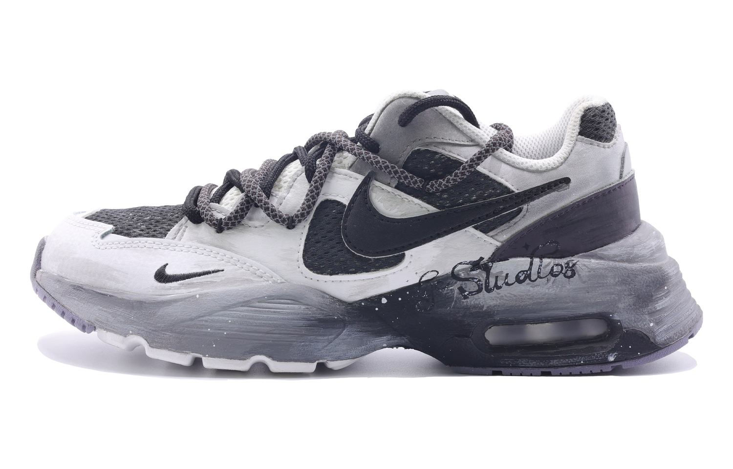 

Кроссовки для беска Air Max Fusion Cushioning Low top Unisex Nike, серый