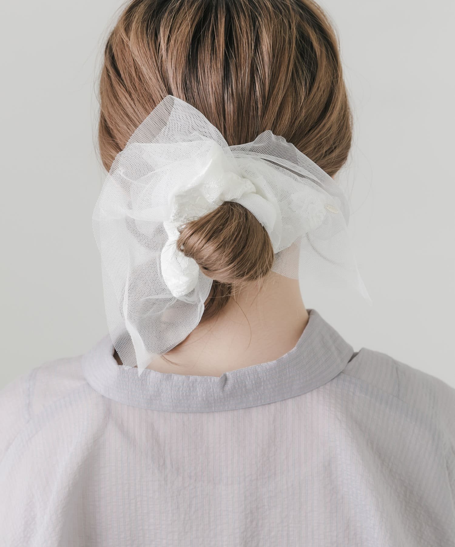 Квадратная резинка для волос из тюля и кружева Smelly, WHT