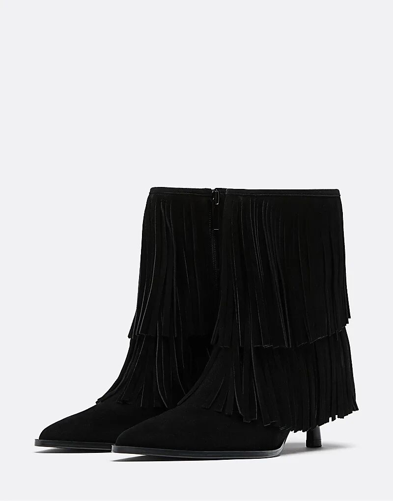 Ботильоны Stradivarius из кожи на каблуке с бахромой черного цвета