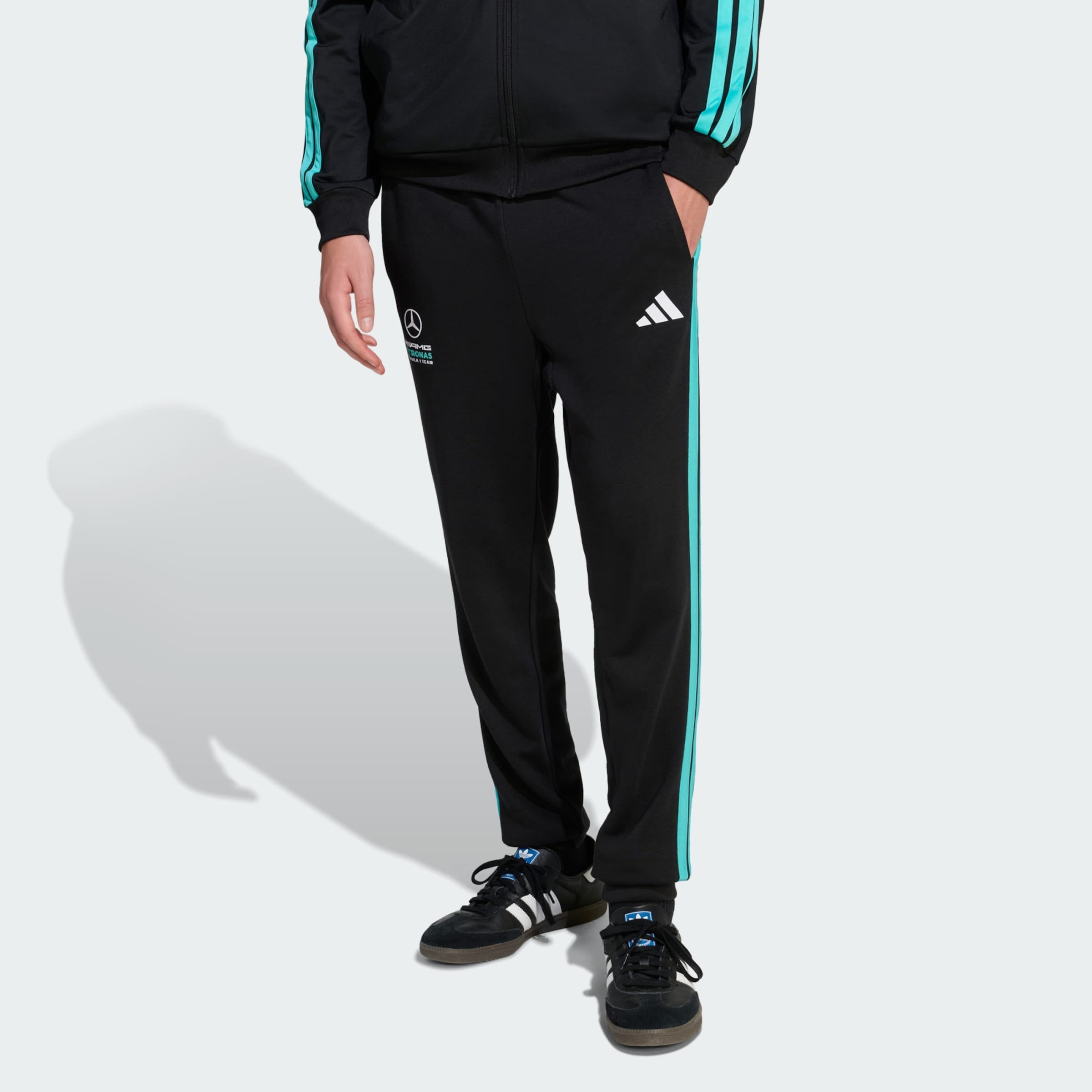 Adidas Performance Узкие спортивные штаны 'Mercedes-AMG Petronas Formula 1 Team DNA' в черном цвете — фото 2
