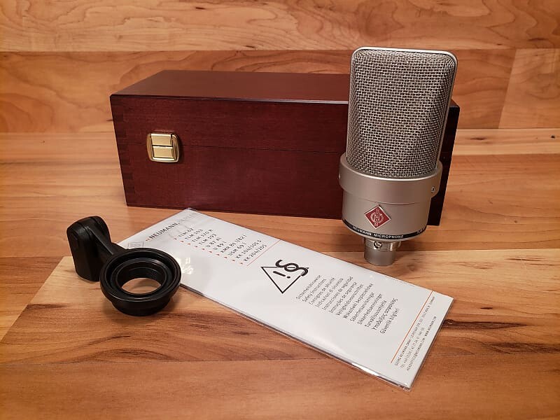 

Студийный конденсаторный микрофон Neumann TLM 103 Large Diaphragm Cardioid Condenser Microphone