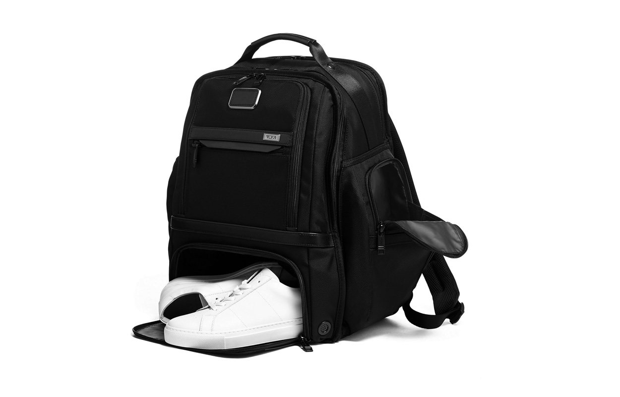 

Нейлоновый рюкзак мужской черный TUMI