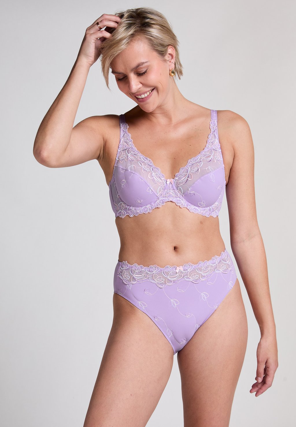 

Трусы-брифы DIVA HL RIO Hunkemöller, сиреневый