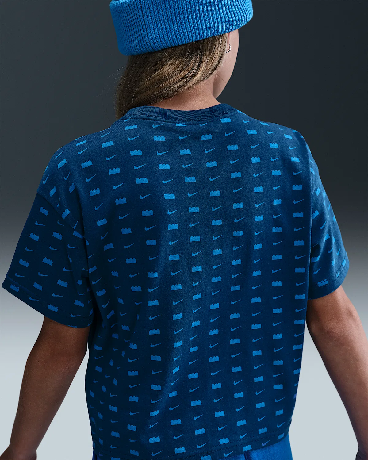 Детская укороченная футболка Nike x LEGO® Collection, Brave Blue — фото 2