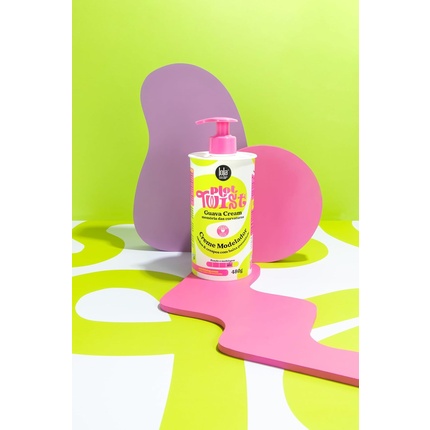 Cosmetics Plot Twist Guava Cream Моделирующий крем для определения и контроля с маслом гуавы для мягких, блестящих волос Натуральные ингредиенты Без парабенов и силикона 480 г Lola — фото 3