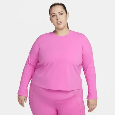 

Футболка Nike One Fitted, цвет Playful Pink/Playful Pink/Black