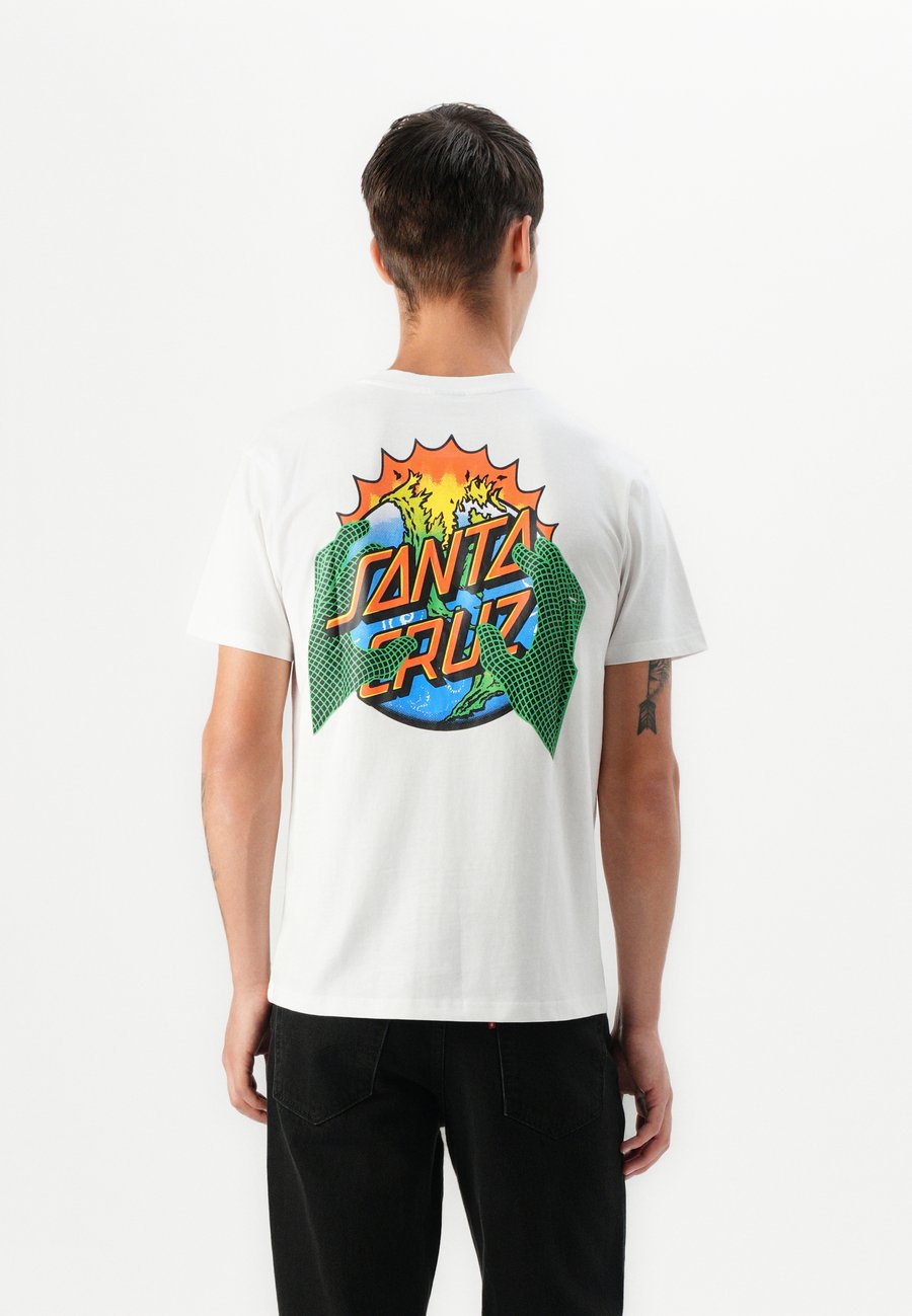 

Футболка Santa Cruz KENDALL END OF THE DOT UNISEX, White, Белый, Футболка Santa Cruz KENDALL END OF THE DOT UNISEX, White
