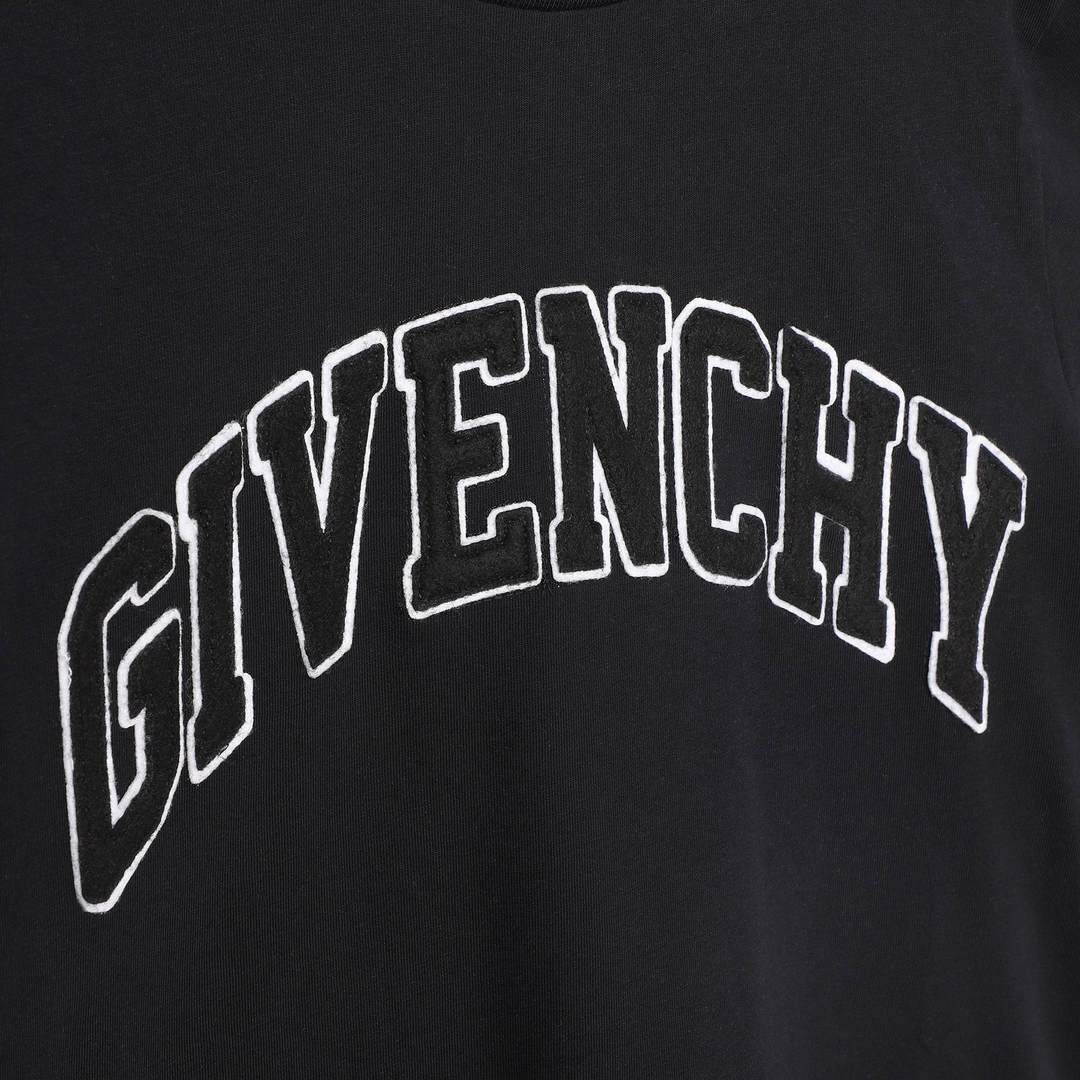 

Черная футболка с изогнутым логотипом Givenchy, черный