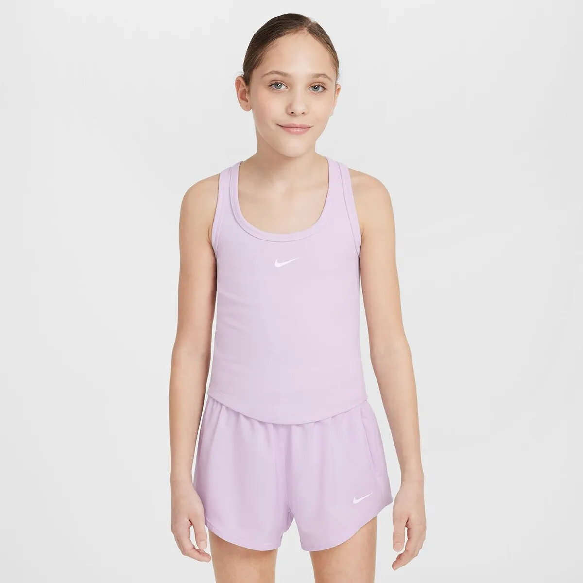 

Футболка Nike One Fitted для девочек, цвет Violeta